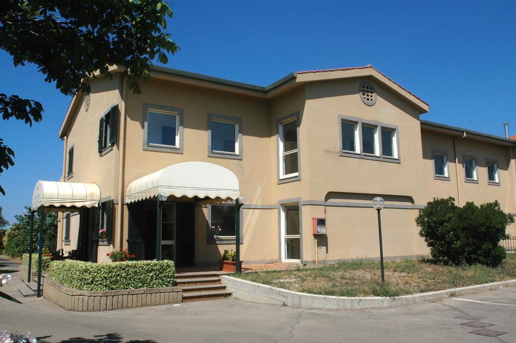 Hotel Baia Del Sole Civitavecchia Zewnętrze zdjęcie